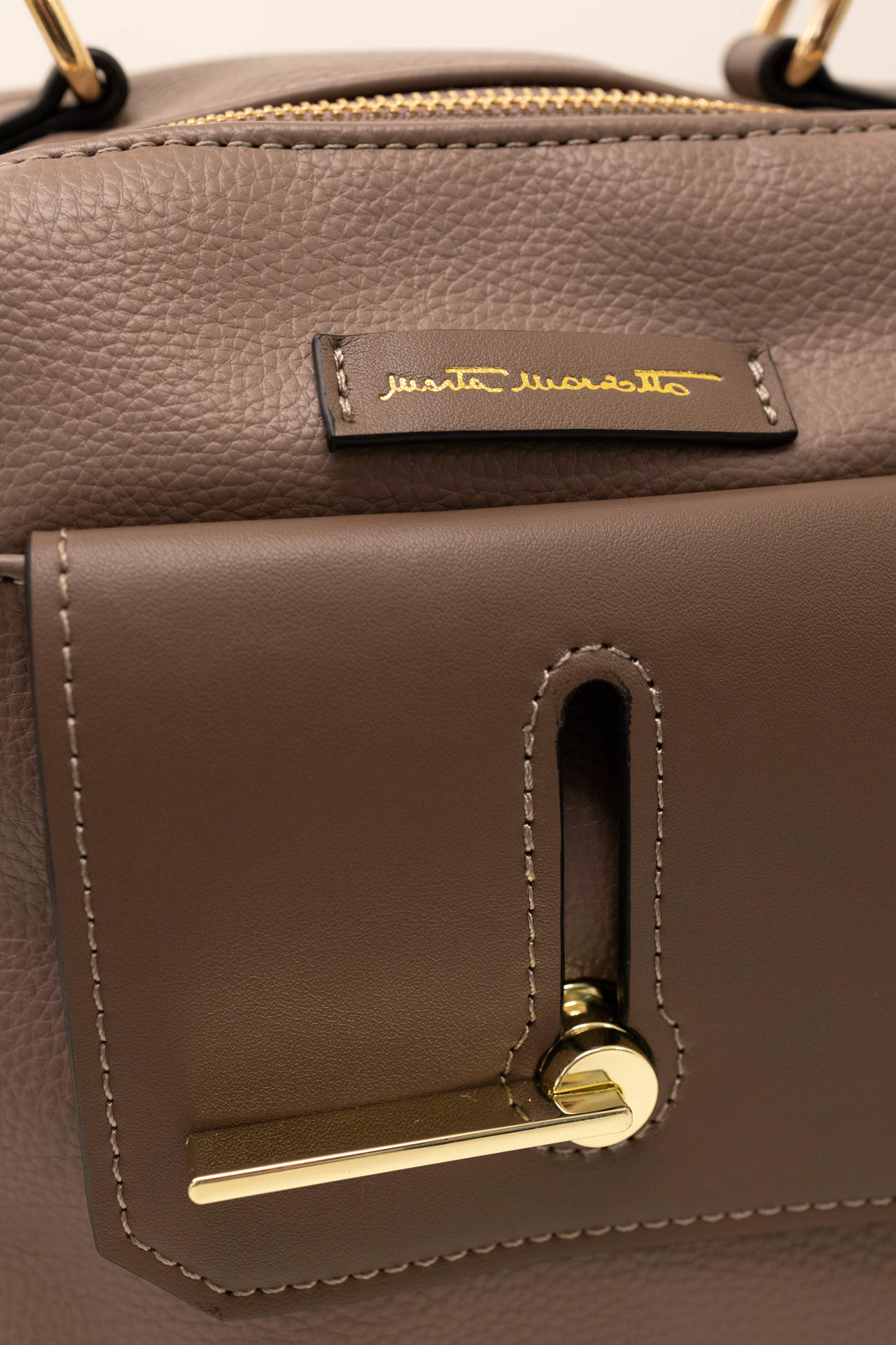 Ellegroup azienda pelletteria marta marzotto leather goods wholesaler Servizi di pelletteria OEM Servizi di pelletteria ODM Analisi condivisa del costing Accesso diretto alla produzione Rispetto timing delle consegne Servizio di Stock Service