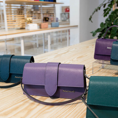 Ellegroup azienda pelletteria brand marina galanti leather goods wholesaler handbags private label seasonal lookbook Servizi di pelletteria OEM Servizi di pelletteria ODM Analisi condivisa del costing Accesso diretto alla produzione Rispetto timing delle consegne Servizio di Stock Service